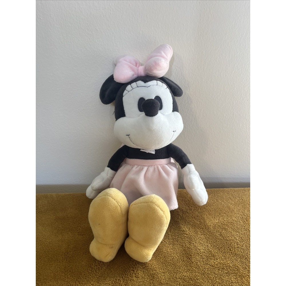 Disney Baby~ 15" Minnie Mouse Plush~ 2022 Lambs & Ivy